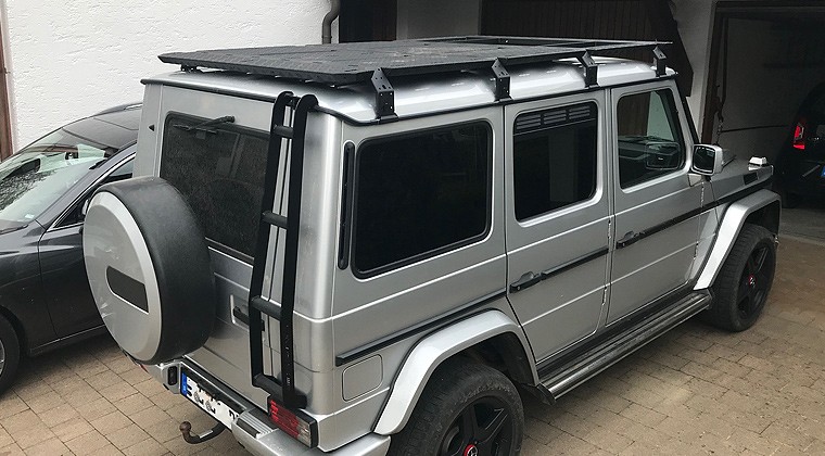 M-version photos (Defender, Mercedes G)